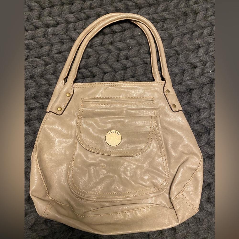 Axcess purse
